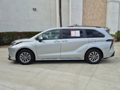 2023 Toyota Sienna XLE 7 Passenger