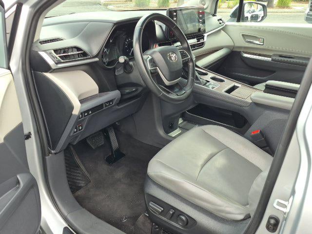 2023 Toyota Sienna XLE 7 Passenger