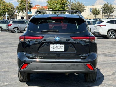 2023 Toyota Highlander Hybrid XLE