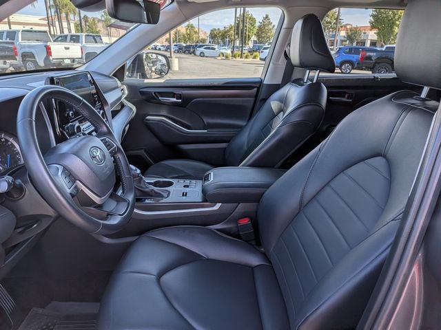 2024 Toyota Highlander Hybrid XLE