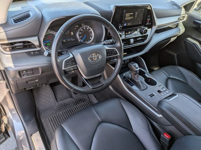 2024 Toyota Highlander Hybrid XLE