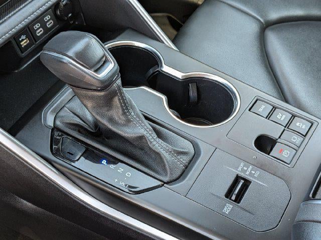 2024 Toyota Highlander Hybrid XLE
