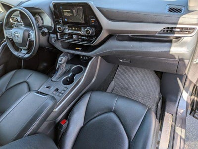 2024 Toyota Highlander Hybrid XLE