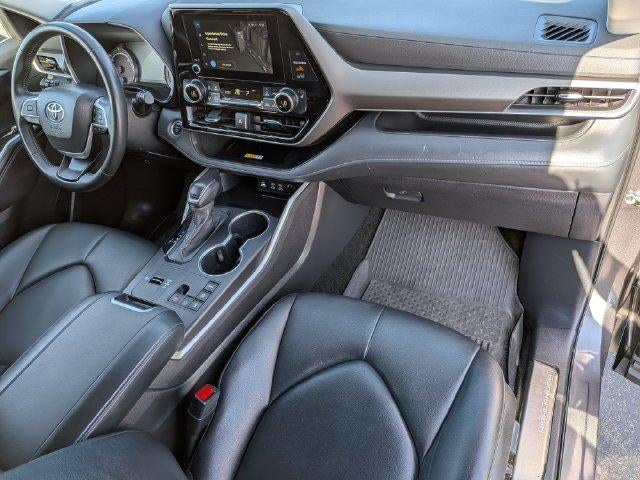 2024 Toyota Highlander Hybrid XLE