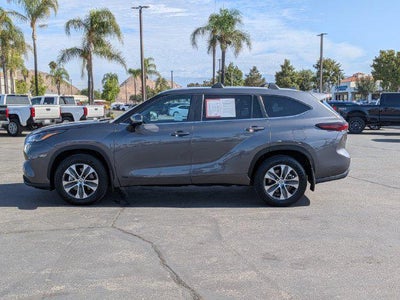2024 Toyota Highlander Hybrid XLE
