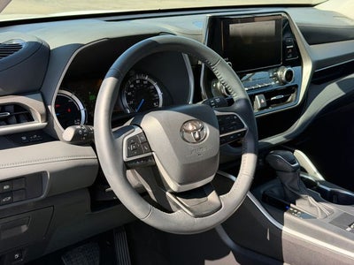 2026 Toyota Highlander Hybrid XLE
