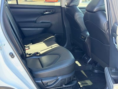2026 Toyota Highlander Hybrid XLE