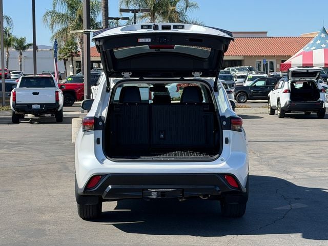 2026 Toyota Highlander Hybrid XLE