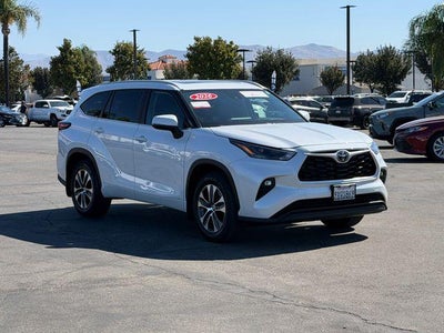 2026 Toyota Highlander Hybrid XLE