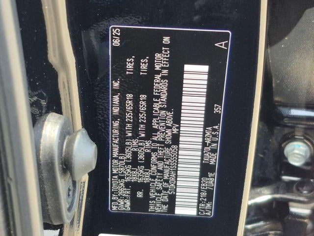 2025 Toyota HIGHLANDER XLE