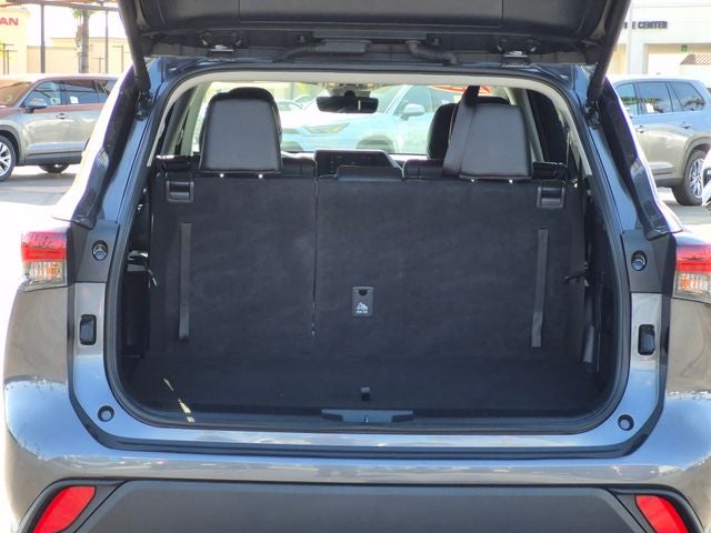 2025 Toyota HIGHLANDER XLE