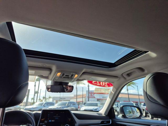 2025 Toyota HIGHLANDER XLE