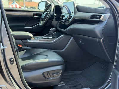 2023 Toyota Highlander Limited
