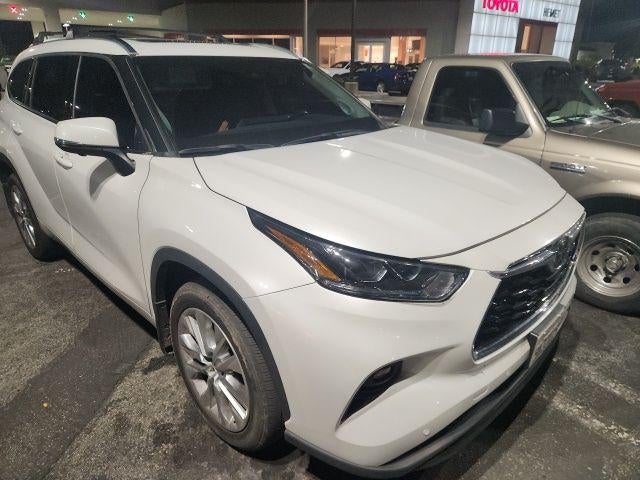 2024 Toyota HIGHLANDER Limited