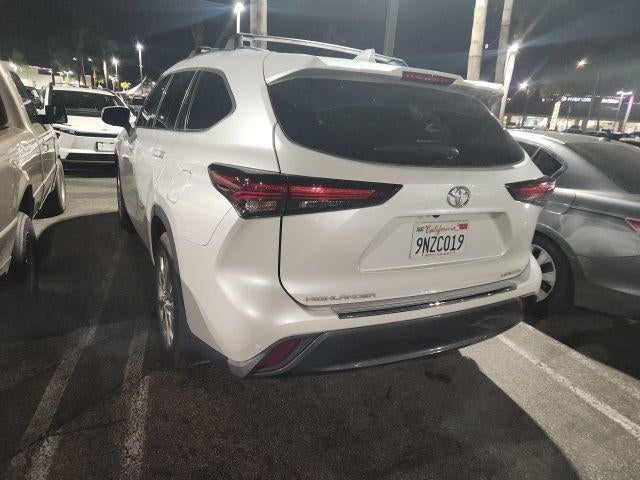 2024 Toyota HIGHLANDER Limited