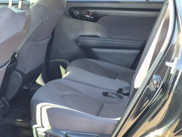 2025 Toyota HIGHLANDER LE