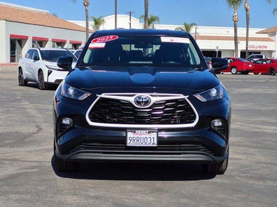 2025 Toyota HIGHLANDER LE