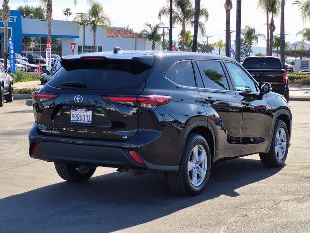 2025 Toyota HIGHLANDER LE