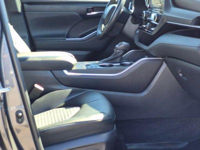 2023 Toyota HIGHLANDER XSE