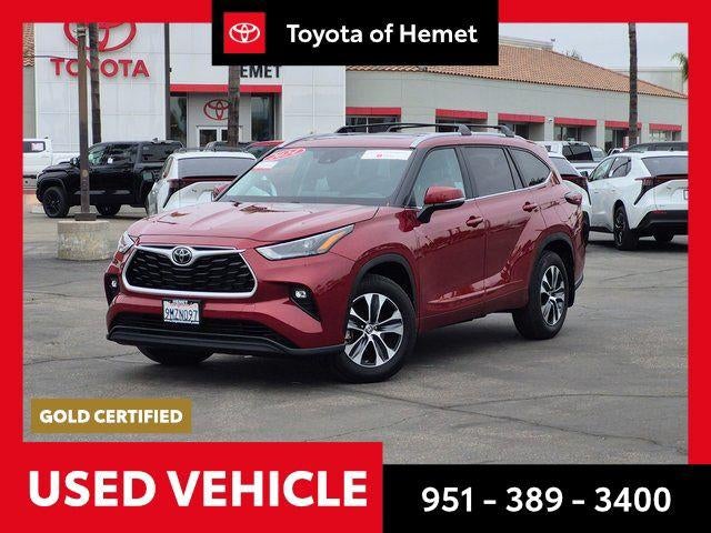 2024 Toyota HIGHLANDER XLE