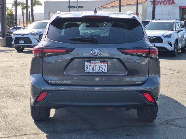 2025 Toyota HIGHLANDER XLE