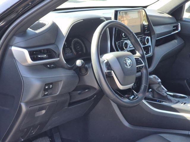 2025 Toyota HIGHLANDER XSE
