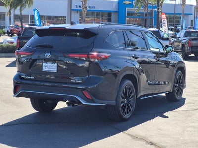 2025 Toyota HIGHLANDER XSE