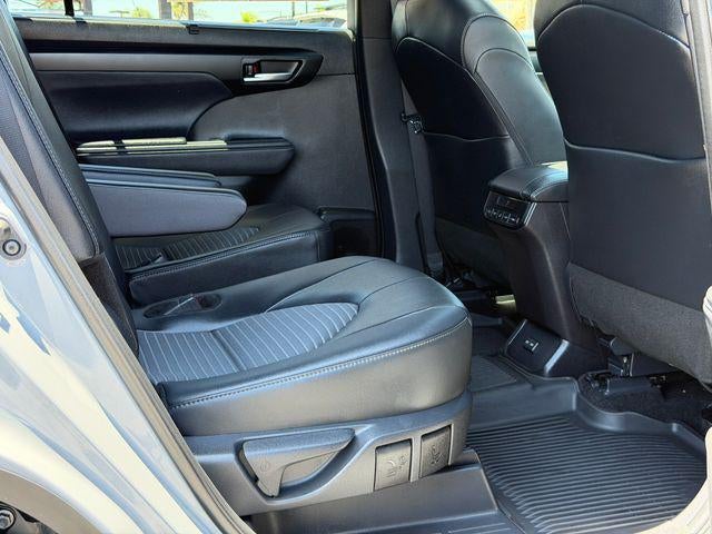 2025 Toyota Highlander XSE