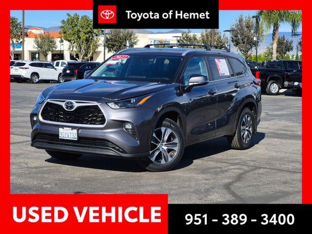 2023 Toyota HIGHLANDER XLE