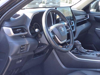 2025 Toyota HIGHLANDER XSE