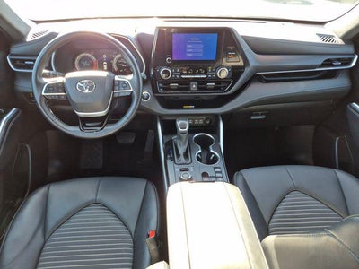 2025 Toyota HIGHLANDER XSE