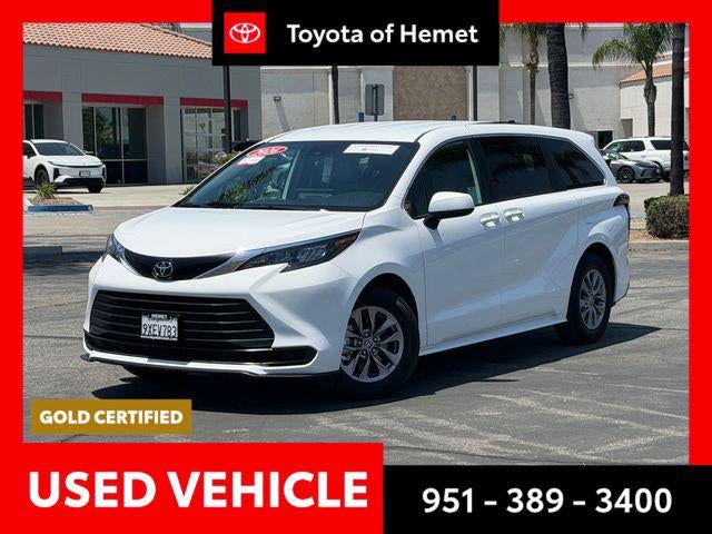 2026 Toyota Sienna LE 8 Passenger