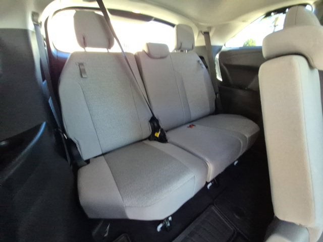 2026 Toyota Sienna LE 8 Passenger