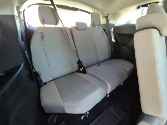 2026 Toyota Sienna LE 8 Passenger