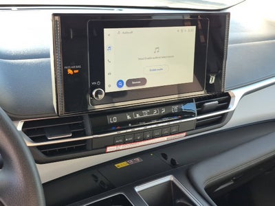 2026 Toyota Sienna LE 8 Passenger