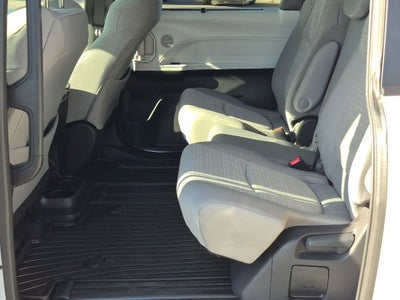 2026 Toyota Sienna LE 8 Passenger