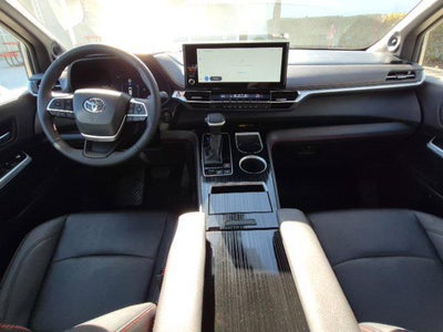 2026 Toyota Sienna XSE 7 Passenger