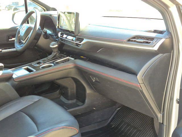 2026 Toyota Sienna XSE 7 Passenger