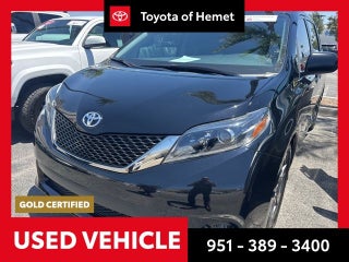 2017 Toyota SIENNA SE PREM SE Premium 8 Passenger