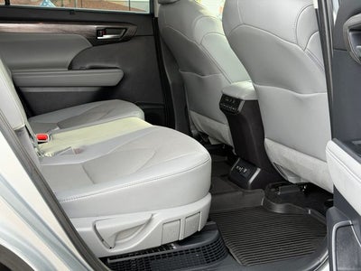 2021 Toyota Highlander Hybrid Limited