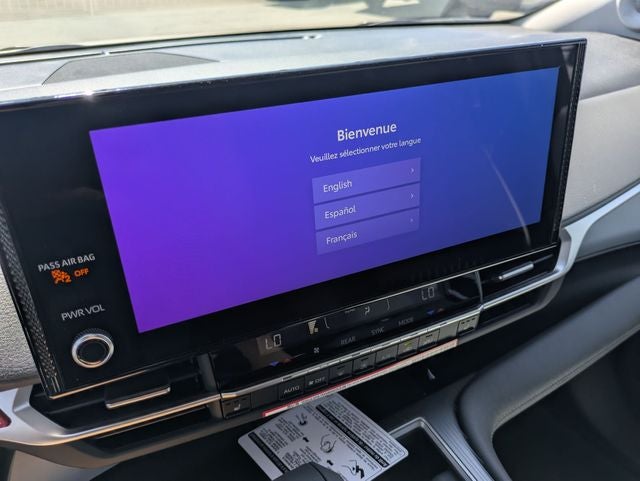 2026 Toyota Sienna XLE 8 Passenger
