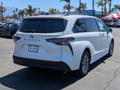 2026 Toyota Sienna XLE 8 Passenger