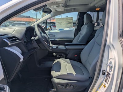 2026 Toyota Sienna XLE 8 Passenger