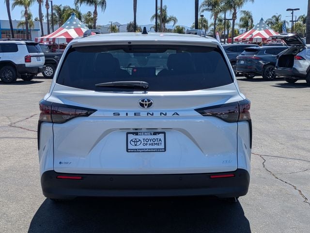 2026 Toyota Sienna XLE 8 Passenger