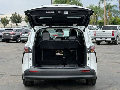 2023 Toyota Sienna XLE 7 Passenger
