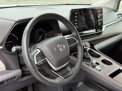 2023 Toyota Sienna XLE 7 Passenger