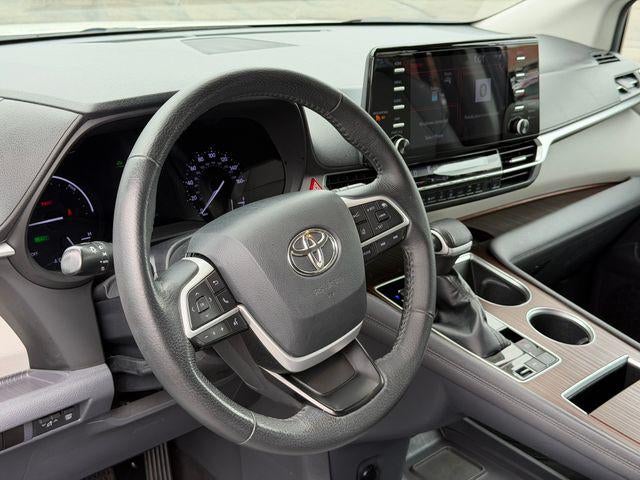 2023 Toyota Sienna XLE 7 Passenger