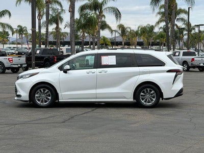 2023 Toyota Sienna XLE 7 Passenger