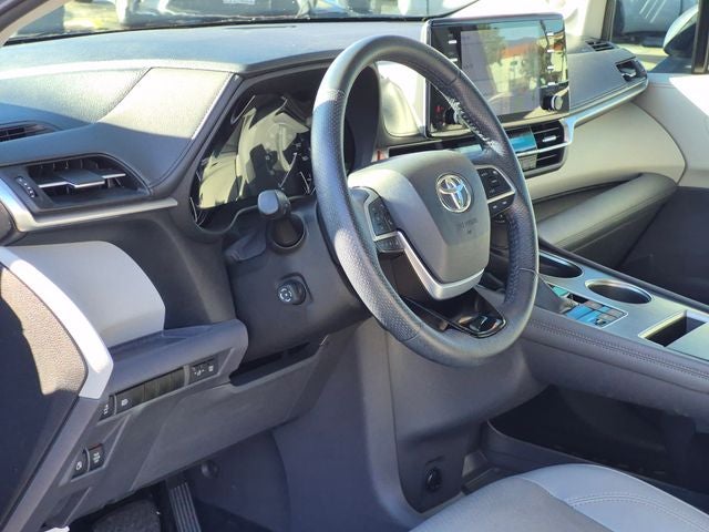 2021 Toyota SIENNA LIMITED Limited 7 Passenger