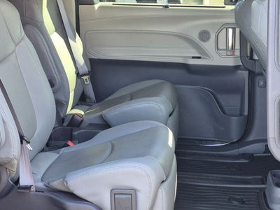 2021 Toyota SIENNA LIMITED Limited 7 Passenger